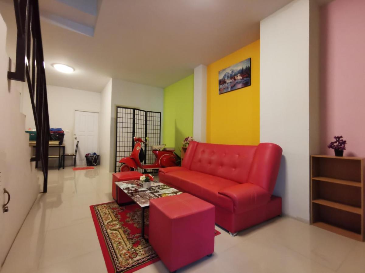 Tontalay Hotel Bang Saen Exterior photo