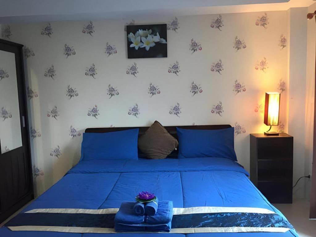 Tontalay Hotel Bang Saen Exterior photo